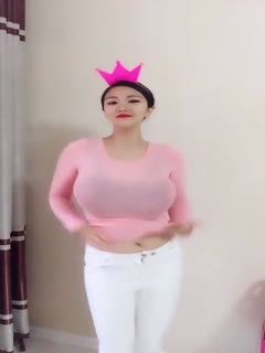 童顏巨乳晃的你頭暈